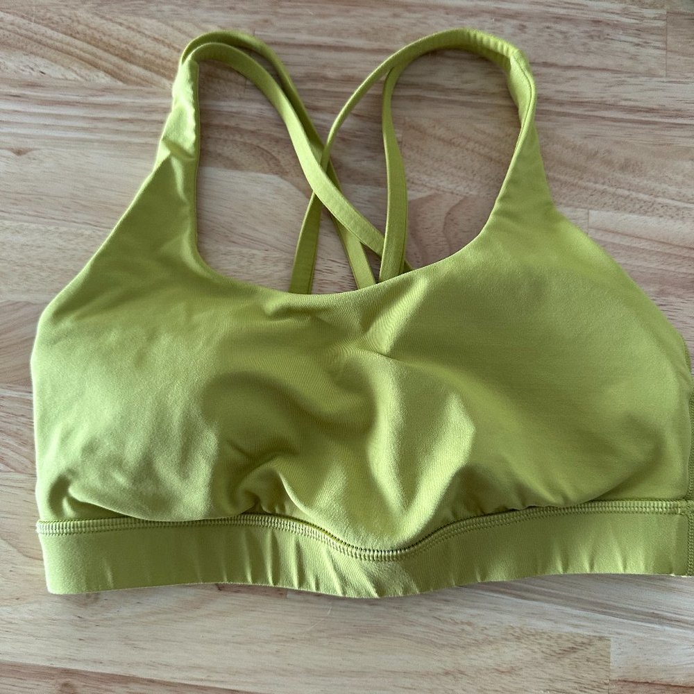 Lululemon sports bra